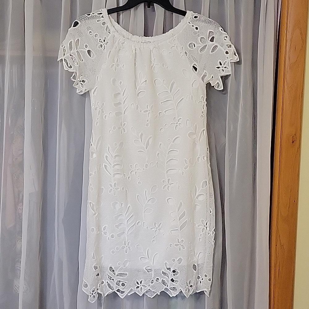 White lace dress